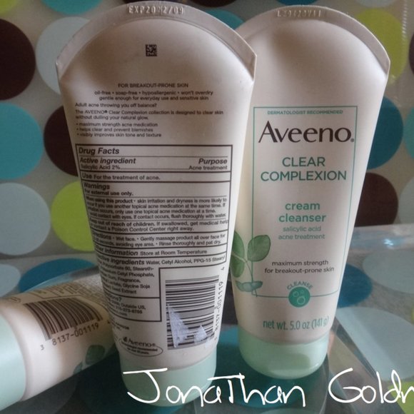 Aveeno Clear Complexion Cream Cleanser Salicylic Acid Acne Treatment 5.0oz NEW - Picture 2 of 3
